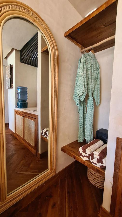 Shore Thing Gili Air Beachfront Apartment エクステリア 写真