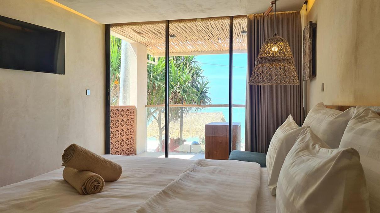 Shore Thing Gili Air Beachfront Apartment エクステリア 写真