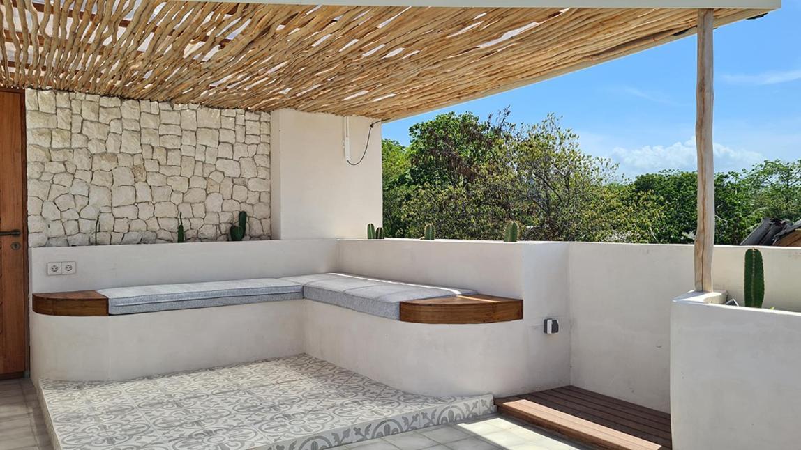 Shore Thing Gili Air Beachfront Apartment エクステリア 写真